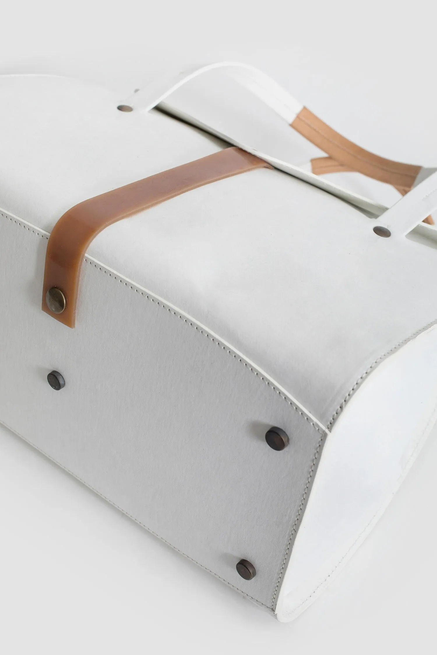 cherevichkiotvichki white leather top handle bag