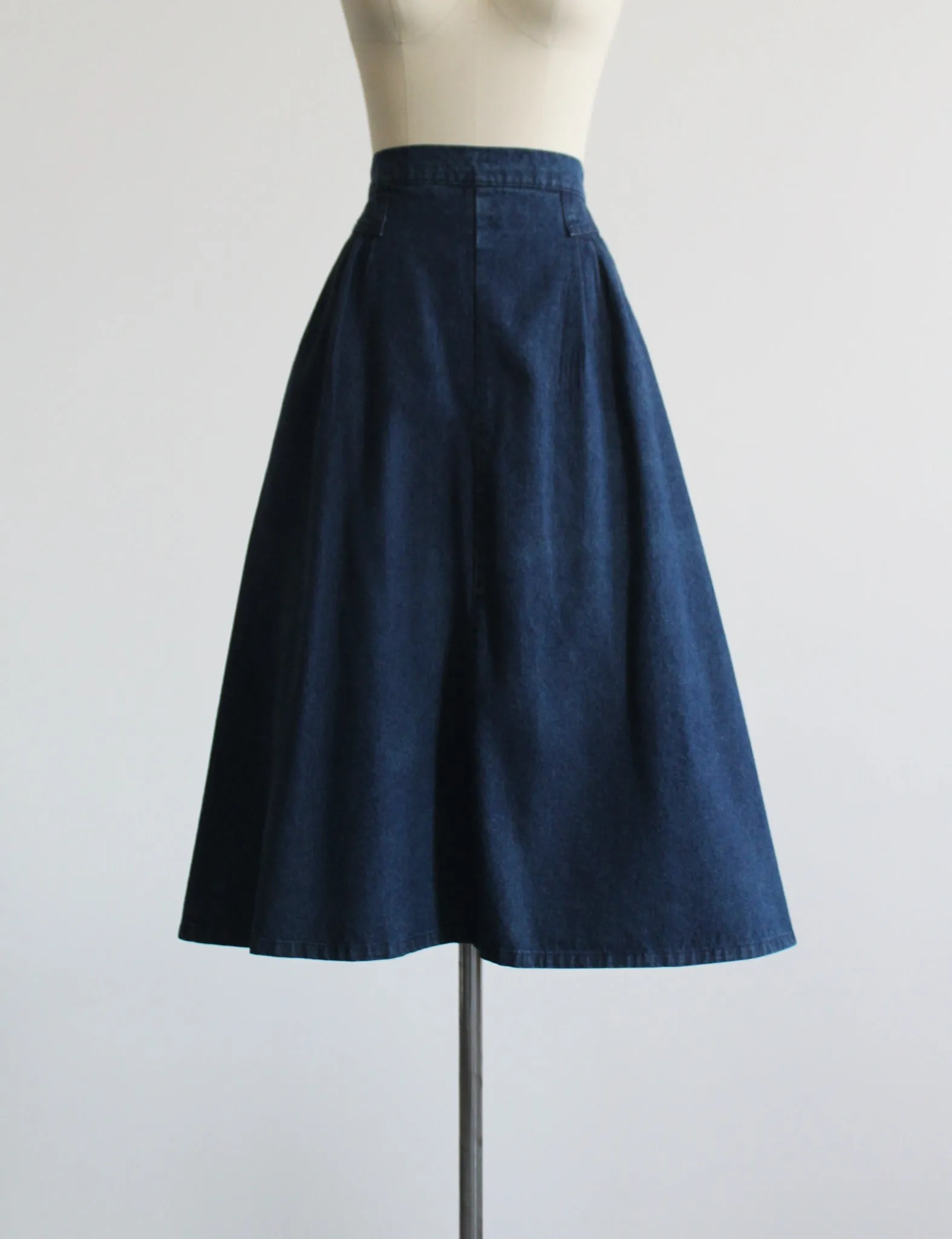 dewlight denim midi skirt