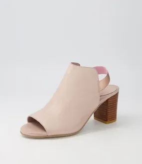 DJANGO & JULIETTE Sapir Cafe Rose Gold Leather Elastic Sandals