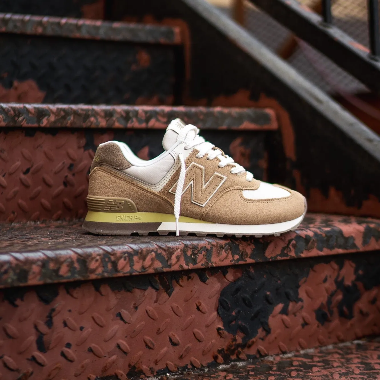 Mens New Balance 574 (Beige/White) - U574SBW