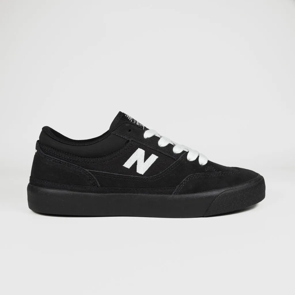 New Balance Numeric - 417 Franky Villani Low Shoes - Black / White