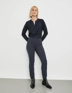 Simple 7/8-length trousers in a slim fit