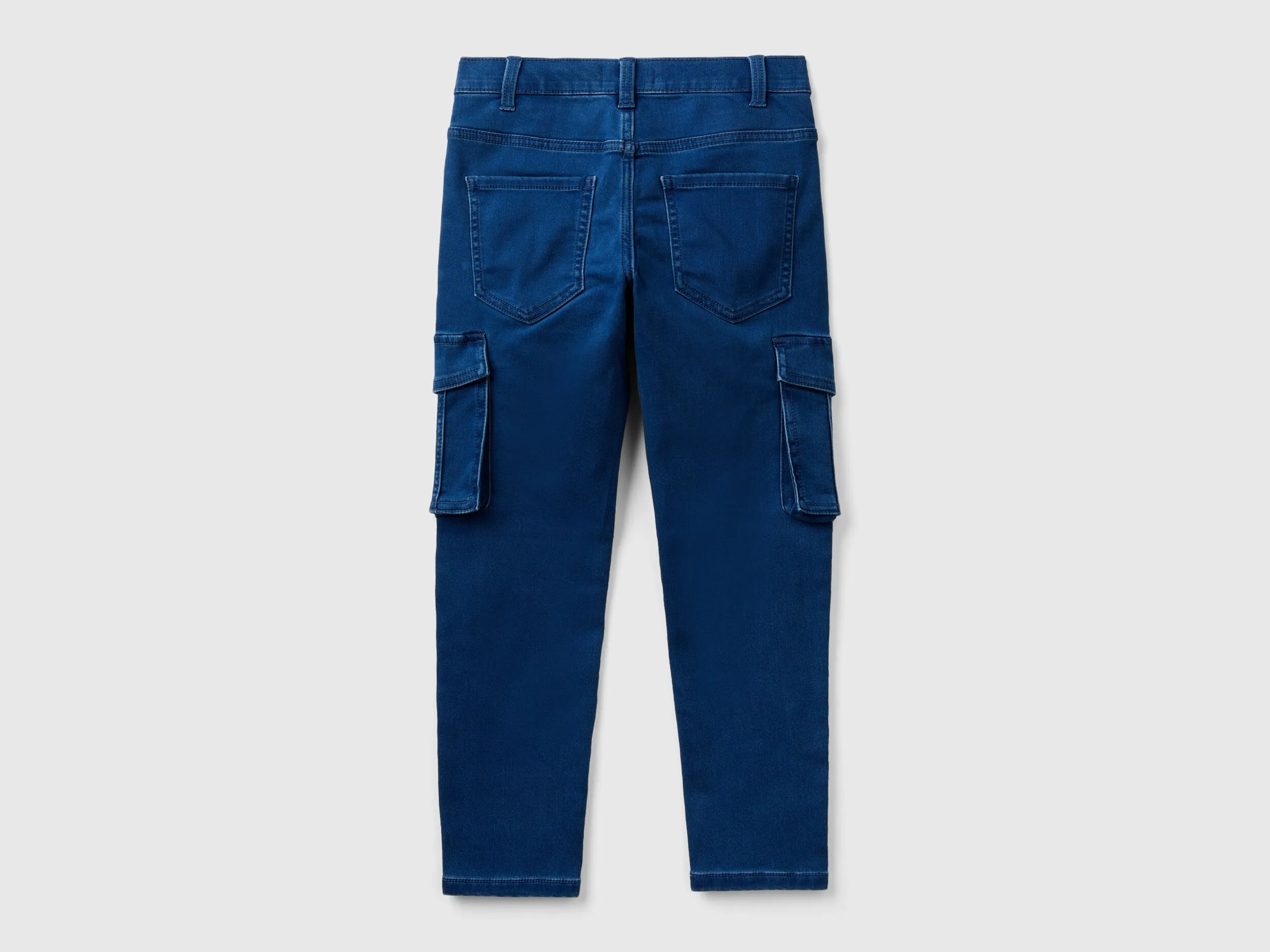 Slim fit jeans with big pockets - Blue | Benetton