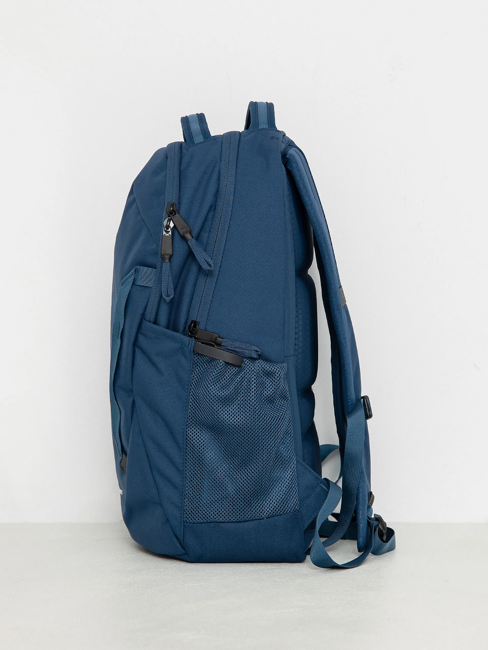 The North Face Vault Backpack (shady blue/tnf white/np)