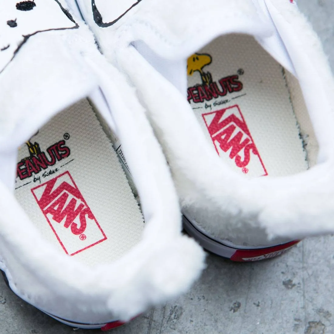 Vans x Peanuts Toddlers Classic Slip-On - Snoopy (white / true white)