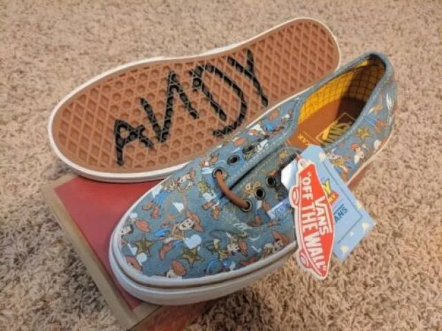 Vans x Toy Story Authentic Woody Print Denim Pixar 4 Sne...