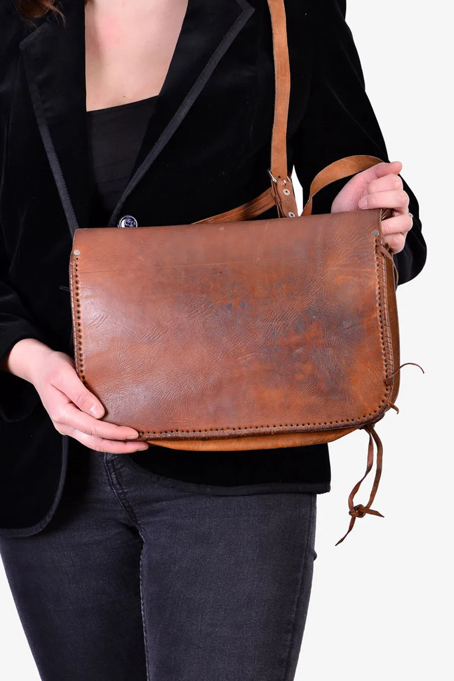 Vintage 1970's Tooled Leather Shoulder Bag - Brick Vintage