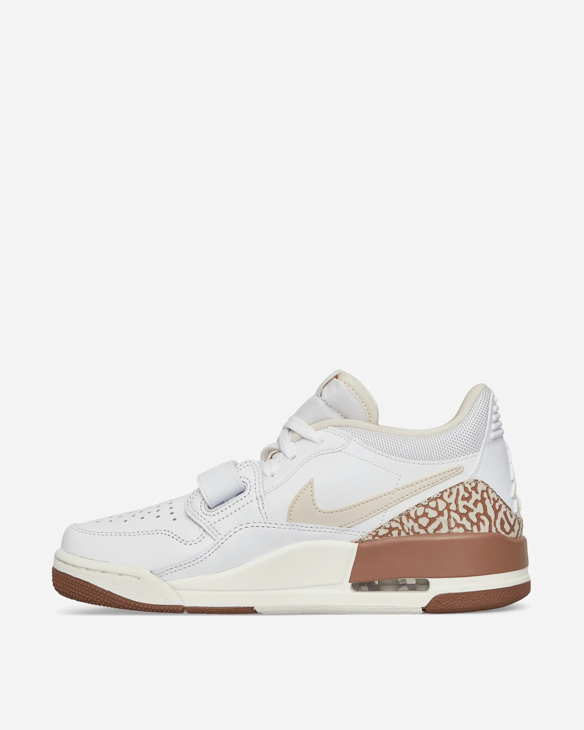 WMNS Air Jordan Legacy 312 Low Sneakers White / Legend Light Brown